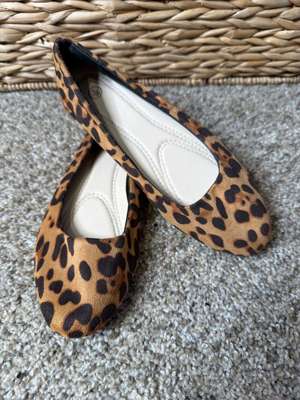 Leopard ballet flats NWOT 5 725